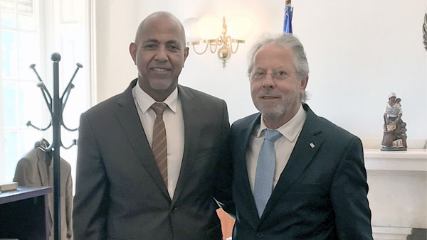 Luís Alberto Silva reuniu com embaixador da República de Cabo Verde