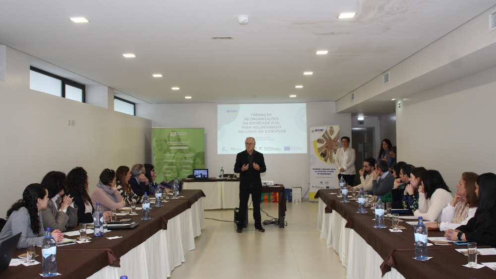 Beyond NEET: UMP capacita mutualidades para o voluntariado