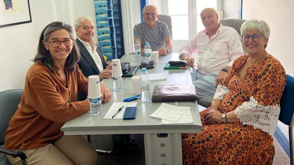 Presidente da UMP reúne-se com mutualidades eborenses