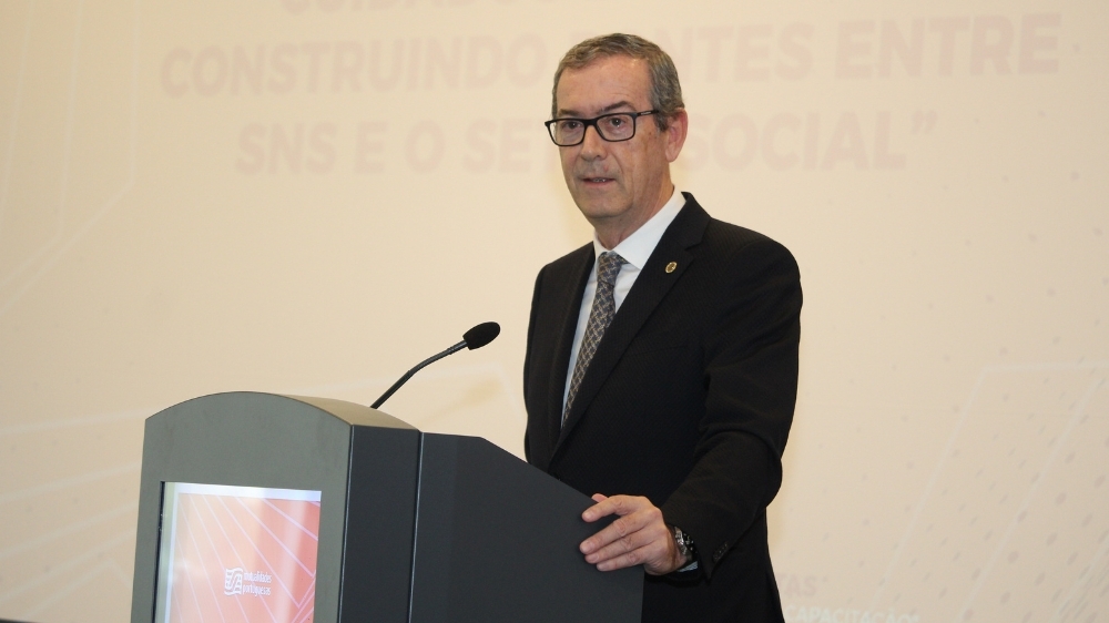 Miguel Guimarães apela à cooperação entre SNS e Setor Social