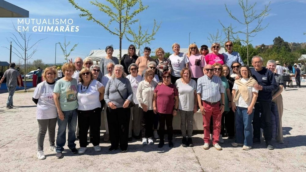 Encontro intergeracional promove arte e convívio